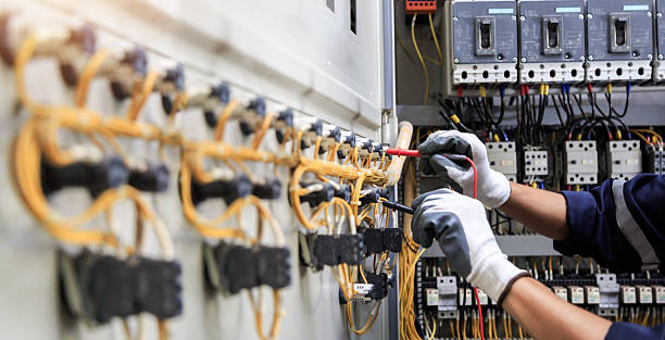 Professional Electrician technician working in Warren, PA